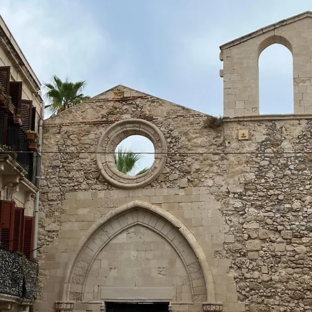 Daire Alexander's Loft, Ortigia *